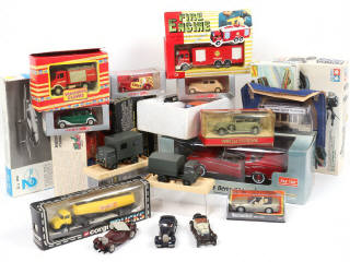 Lot 177 - DIVERS (20)