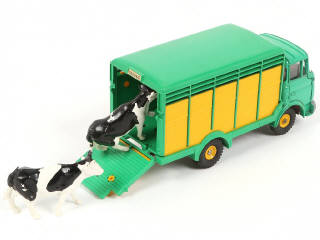 Lot 141 - DINKY TOYS (FRANCE) (1)