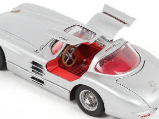 Lot 13 - MINICHAMPS (ALLEMAGNE) (1)