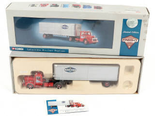 Lot 197 - CORGI TOYS (GB) (3)