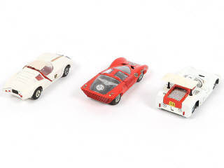 Lot 115 - DIVERS (3)