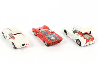 Lot 115 - DIVERS (3)