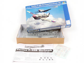 Lot 280 - TRUMPETER (CHINE) (3)