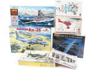 Lot 294 - divers (7)