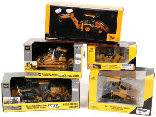 Lot 160 - DIVERS (5)