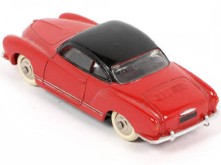 Lot 68 - DINKY TOYS (FRANCE) (1)