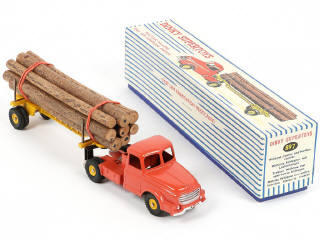 Lot 147 - DINKY TOYS (FRANCE) (1)