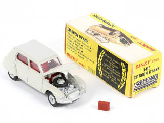 Lot 213 - DINKY TOYS (FRANCE) (4)