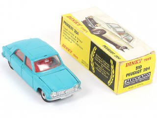 Lot 213 - DINKY TOYS (FRANCE) (4)