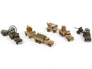 Lot 181 - FRANCE JOUETS (FRANCE) (8)