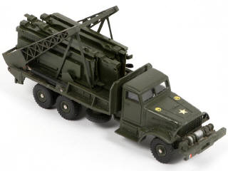 Lot 174 - DINKY TOYS (FRANCE) (1)