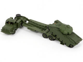 Lot 170 - DINKY TOYS (GB) (2)