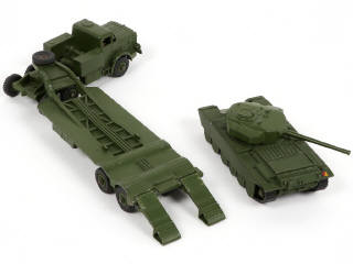 Lot 170 - DINKY TOYS (GB) (2)