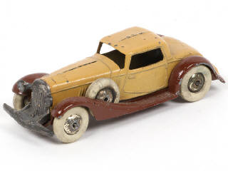 Lot 218 - DINKY TOYS (GB) (1)