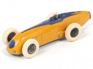 Lot 243 - DINKY TOYS (FRANCE) (1)