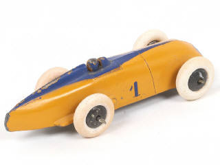 Lot 243 - DINKY TOYS (FRANCE) (1)