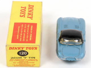 Lot 226 - DINKY TOYS (GB) (1)