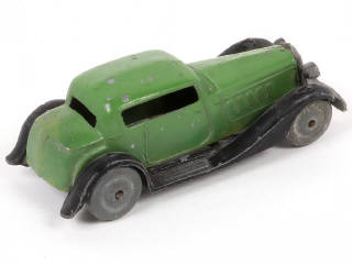 Lot 244 - DINKY TOYS (FRANCE) (1)