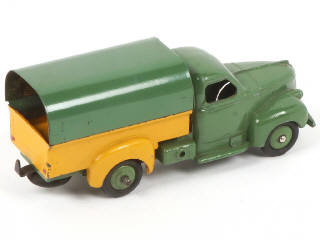 Lot 254 - DINKY TOYS (FRANCE) (1)