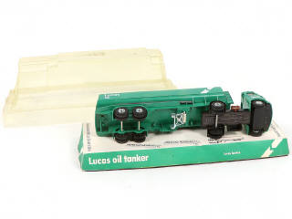 Lot 232 - DINKY TOYS (GB) (1)