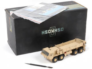 Lot 121 - OSHKOSH TRUCK CORPORATION (USA) (1)