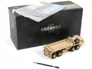 Lot 121 - OSHKOSH TRUCK CORPORATION (USA) (1)