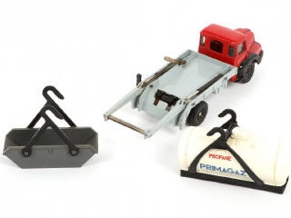 Lot 291 - DINKY TOYS (FRANCE) (1)