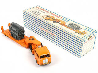 Lot 292 - DINKY TOYS (FRANCE) (1)