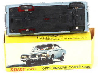 Lot 267 - DINKY TOYS (FRANCE) (1)