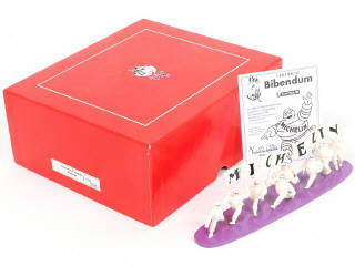 Lot 25 - PIXI (FRANCE) (1)