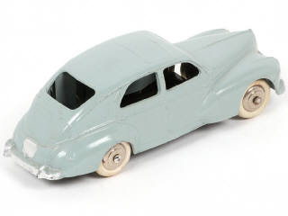 Lot 247 - DINKY TOYS (FRANCE) (1)