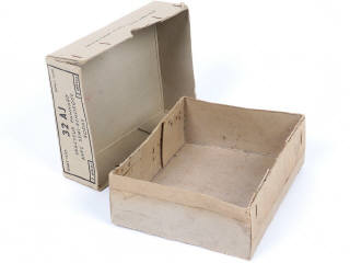 Lot 239 - DINKY TOYS (FRANCE) (1)