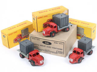 Lot 296 - DINKY TOYS (FRANCE) (1)