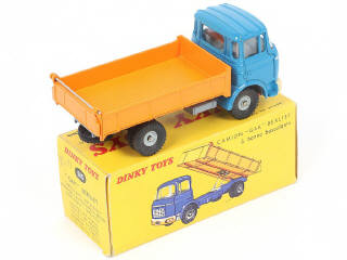 Lot 286 - DINKY TOYS (FRANCE) (1)