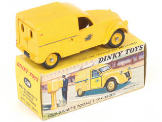 Lot 262 - DINKY TOYS (FRANCE) (1)