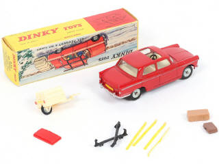 Lot 269 - DINKY TOYS (FRANCE) (1)