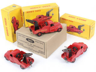 Lot 297 - DINKY TOYS (FRANCE) (1)