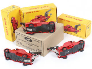 Lot 297 - DINKY TOYS (FRANCE) (1)