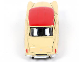 Lot 251 - DINKY TOYS (FRANCE) (1)
