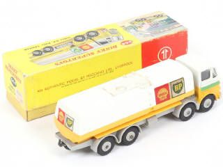 Lot 231 - DINKY TOYS (GB) (1)