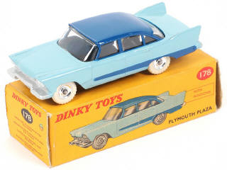 Lot 228 - DINKY TOYS (GB) (1)