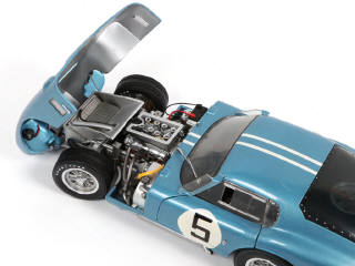 Lot 82 - EXOTO (USA) (1)