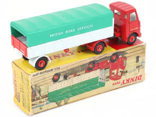 Lot 230 - DINKY TOYS (GB) (1)
