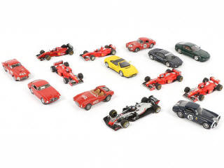 Lot 123 - DIVERS (14)