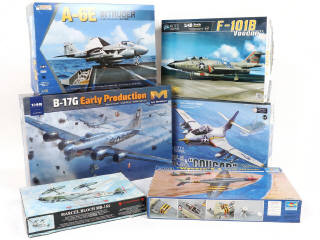 Lot 31 - DIVERS (6)