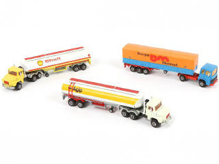 Lot 74 - MAJORETTE (FRANCE) (3)