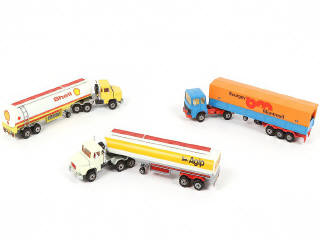 Lot 74 - MAJORETTE (FRANCE) (3)