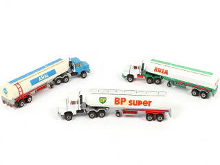 Lot 75 - MAJORETTE (FRANCE) (3)