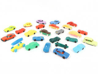 Lot 305 - DIVERS (26)