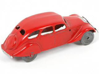 Lot 252 - DINKY TOYS (FRANCE) (1)